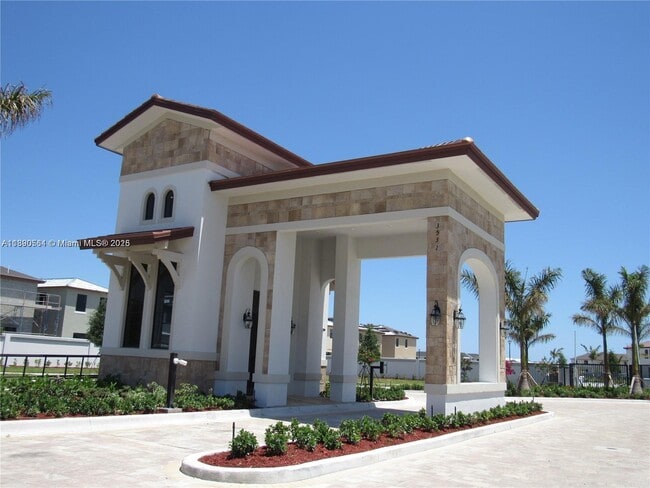 3430 W 103rd Terrace in Hialeah, FL - Building Photo - Building Photo