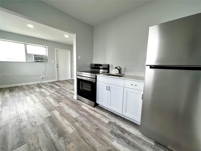 property at 805 NW 7th Ave
