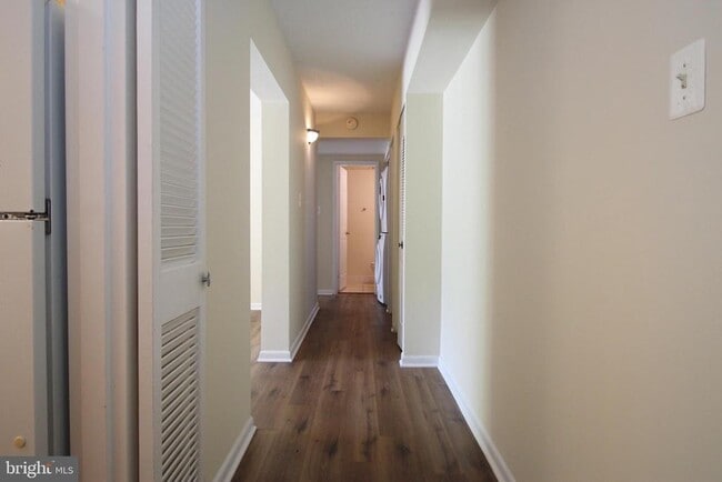 property at 11615 Stoneview Square