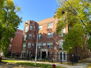 6250 S Mozart in Chicago, IL - Building Photo - Building Photo