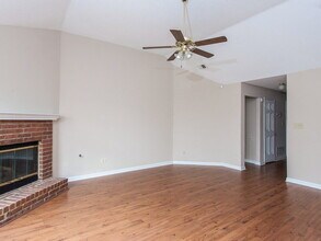 1030 Jessica Lauren Dr in Cordova, TN - Building Photo - Building Photo