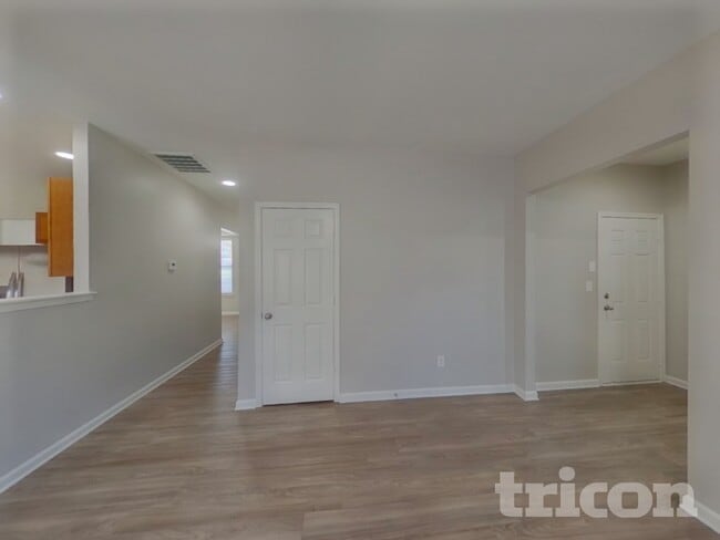 4105 Lawrence Daniel Dr in Matthews, NC - Building Photo - Building Photo