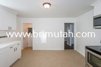 3210 S 2300 E in Salt Lake City, UT - Building Photo - Building Photo