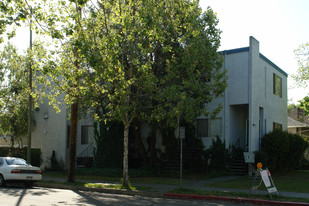 210 S 12th St Apartamentos