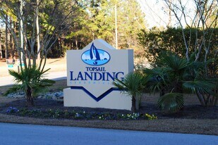 200 Gateway Condos Dr in Surf City, NC - Building Photo