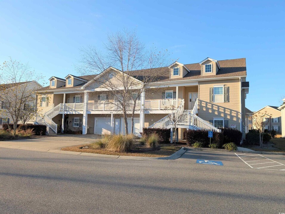 822 Sail Ln in Murrells Inlet, SC - Building Photo
