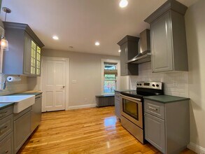 15 Summit St in Concord, NH - Building Photo - Building Photo