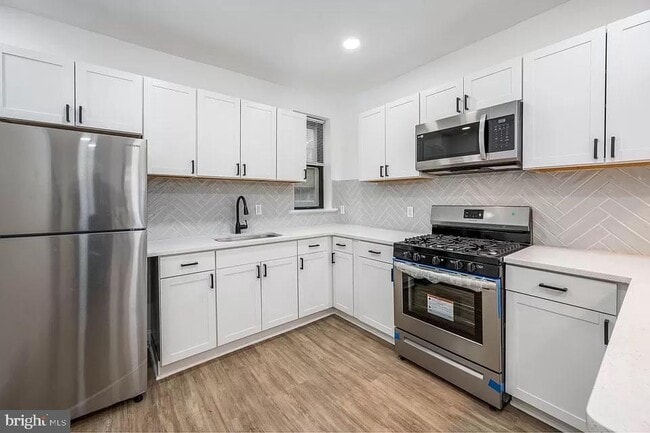 2629 W Oakdale St in Philadelphia, PA - Building Photo - Building Photo