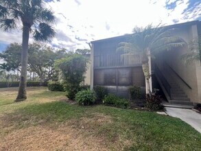 504 Shady Pine Way in Greenacres, FL - Building Photo - Building Photo