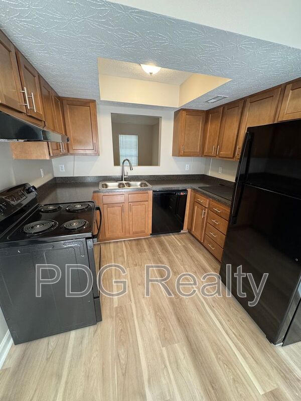 1833 Scott Rd in New Albany, IN - Building Photo - Building Photo