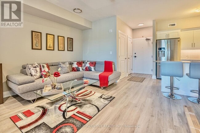 54 Koda St in Barrie, ON - Building Photo - Building Photo