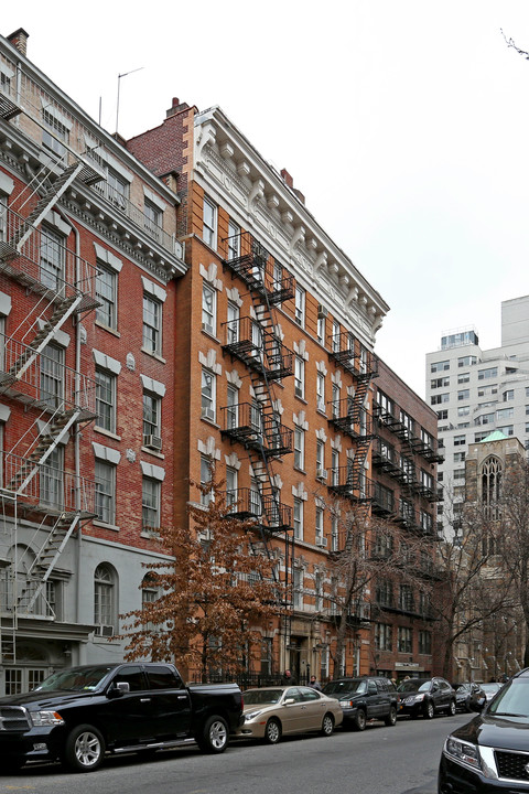 209 W 13th St in New York, NY - Foto de edificio