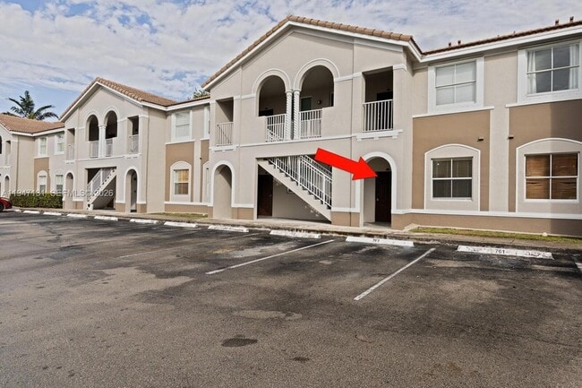 1663 SE 27th Dr, Unit 105 in Homestead, FL - Foto de edificio - Building Photo