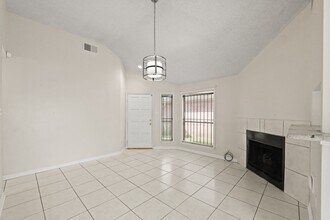6627 Misty Dale Dr in Katy, TX - Building Photo - Building Photo