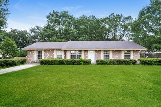 3412 Groveview Dr in Lakeland, FL - Building Photo - Building Photo