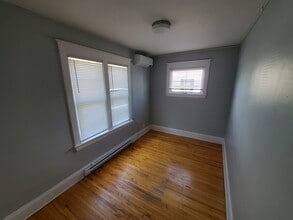 91 Highfield St in Moncton, NB - Building Photo - Building Photo