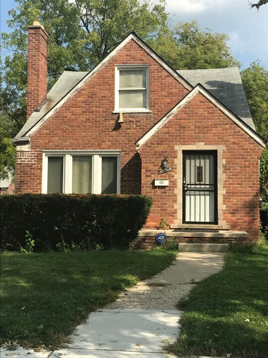 15366 Stout St in Detroit, MI - Building Photo