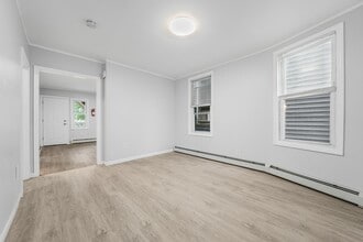 20 Michigan Ave, Unit 1 in Paterson, NJ - Building Photo - Building Photo