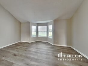 4445 Millenium View Ct SW in Snellville, GA - Building Photo - Building Photo