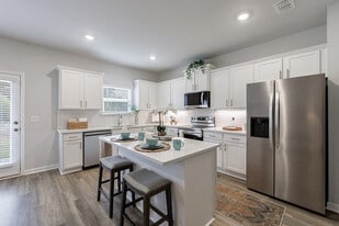 Kendall at Gilreath in Cartersville, GA - Building Photo