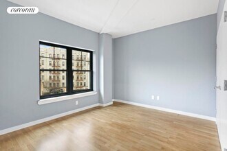 460 Grand St in Brooklyn, NY - Building Photo - Building Photo