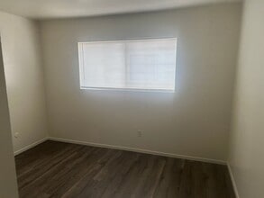 112 Garnsey Ave in Bakersfield, CA - Building Photo - Building Photo