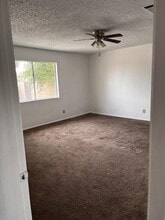 38657 25th St E in Palmdale, CA - Building Photo - Building Photo