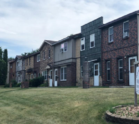 West Town Manor Apartments in Fergus Falls, MN - Building Photo - Building Photo