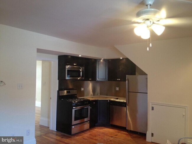 1209 Spruce St in Philadelphia, PA - Building Photo - Building Photo