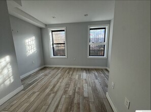 201 15th St, Unit 1 in Jersey City, NJ - Building Photo - Building Photo