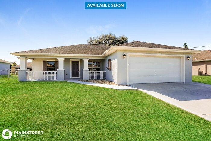 5005 Barth St in Lehigh Acres, FL - Building Photo