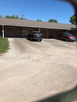 400 Jd Rd, Unit 1-A in Ottawa, IL - Building Photo