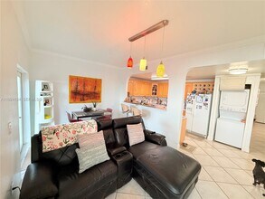 7551 NW 174th Terrace in Hialeah, FL - Building Photo - Building Photo