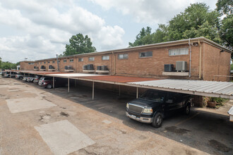 Monterra Condo in Houston, TX - Building Photo - Building Photo