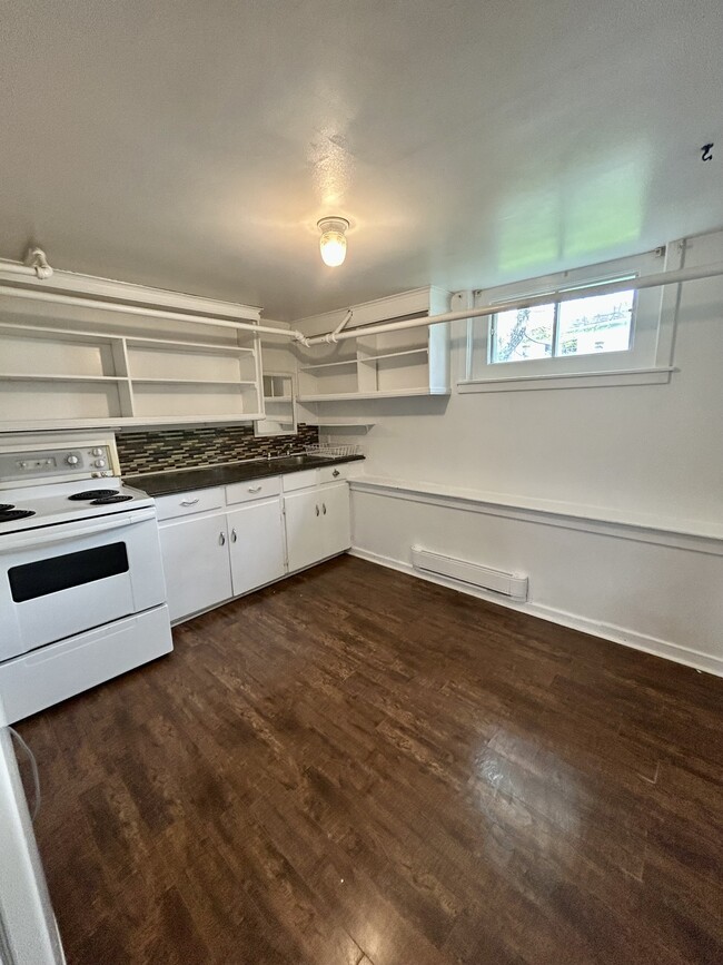 31 Allandale Rd in St John's, NL - Building Photo - Building Photo