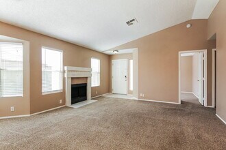 3618 W Creedance Blvd in Glendale, AZ - Building Photo - Building Photo