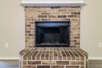 2517 Castle Pines Dr in Burleson, TX - Building Photo - Building Photo