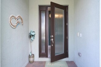 1932 Juno Landing Ln in North Palm Beach, FL - Foto de edificio - Building Photo