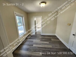 14 Slater St in Webster, MA - Building Photo - Building Photo