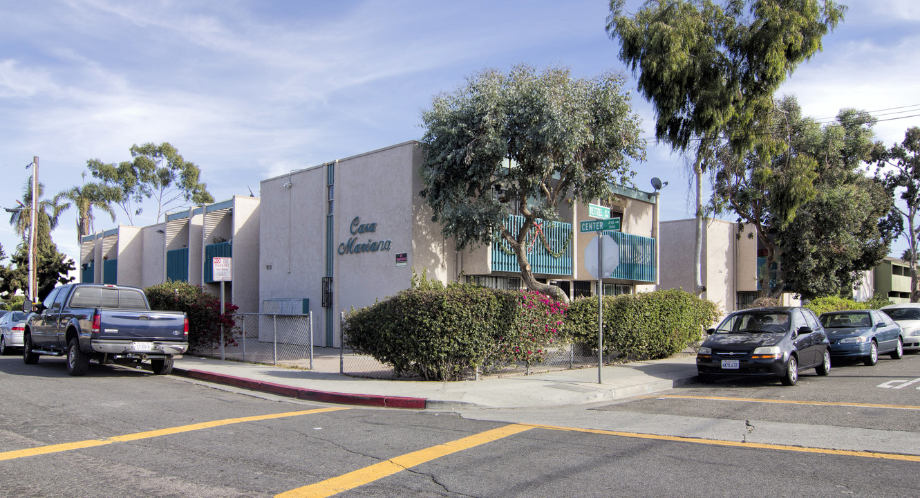 Casa Mariana in Oceanside, CA - Building Photo