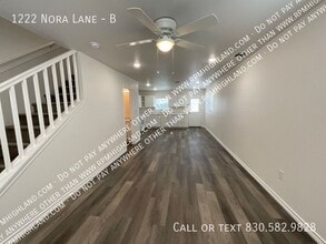 1222 Nora Ln in Kingsland, TX - Building Photo - Building Photo