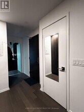 70 Temperance St in Toronto, ON - Building Photo - Building Photo