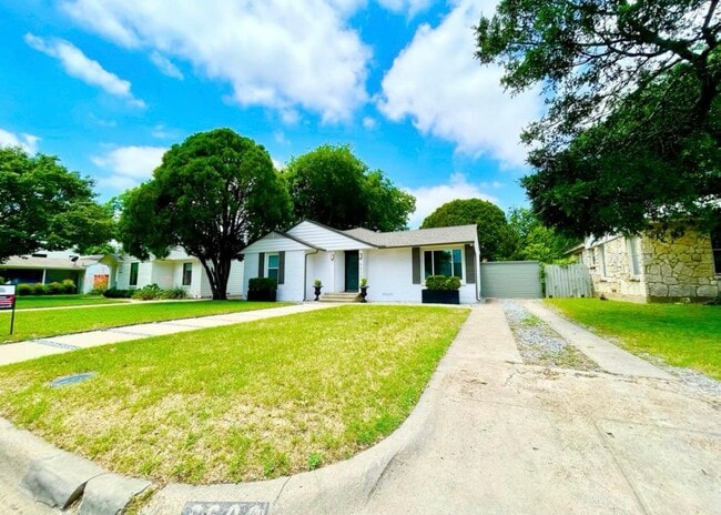 6623 Kenwell St in Dallas, TX - Building Photo - Building Photo