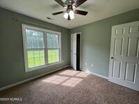 105 Gregory Dr photo'