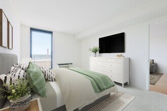 77 Park Avenue in Hoboken, NJ - Building Photo - Building Photo