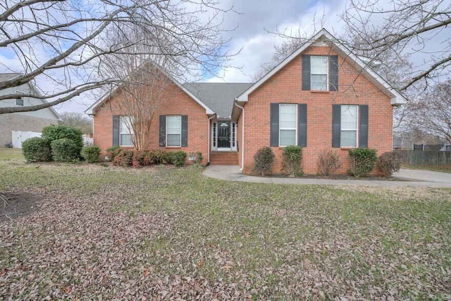 313 Brewster Ct in Murfreesboro, TN - Building Photo