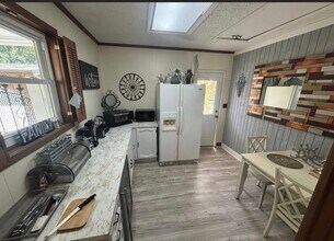 6873 Foxchase Cir in Pensacola, FL - Foto de edificio - Building Photo