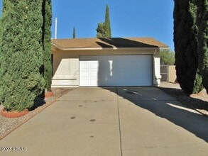 1247 E Cottonwood Dr in Sierra Vista, AZ - Building Photo - Building Photo