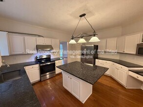 4210 Shoal Creek Dr in Greensboro, NC - Building Photo - Building Photo