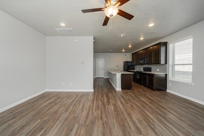 4089 Cross Park Dr in Bryan, TX - Building Photo - Building Photo